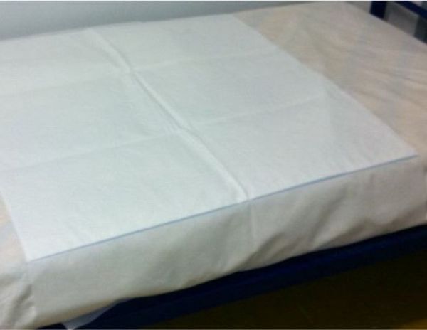 Picture of Winged Mattress Protector - 90cm x 190cm. Pack of 5